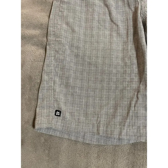 Micros Size 10 Boy Shorts Pattern Gray White Causal Streetwear Golf Lightweight - Picture 4 of 6